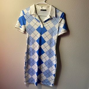 extra small, blue and white dress. Runs a little big.